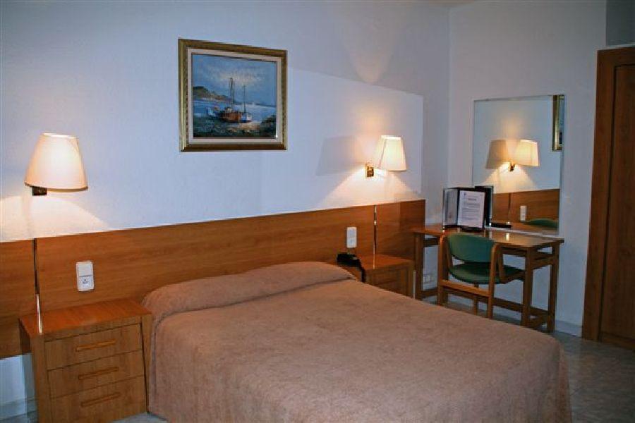 Dynamic Hotels Caldetes Barcelona กัลเดส เอสตราก ภายนอก รูปภาพ